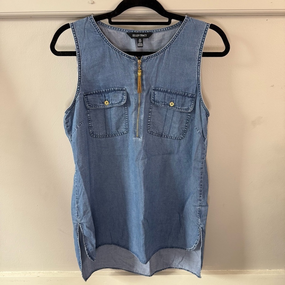 Ellen Tracy Blue Denim Sleeveless Top with Gold Zipper and Pockets
